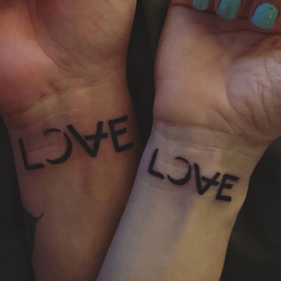 Customize artwork - Picture 5 of 5